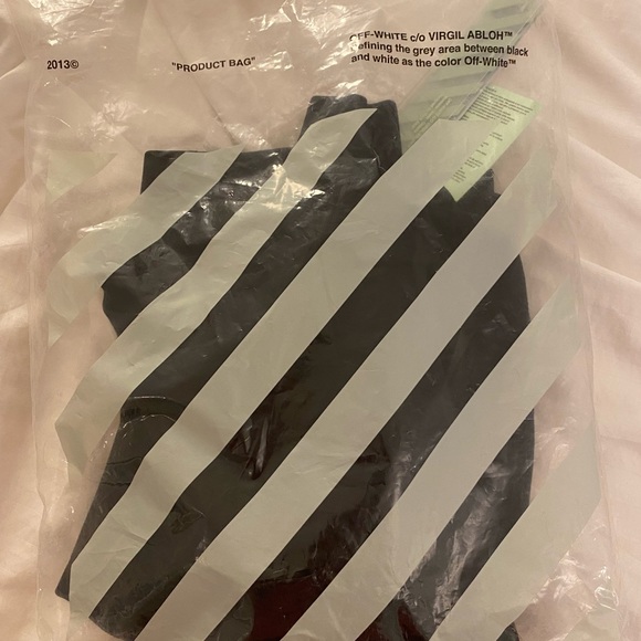 Off White Sweatshirt Black Diagonal Women’s - Picture 4 of 9